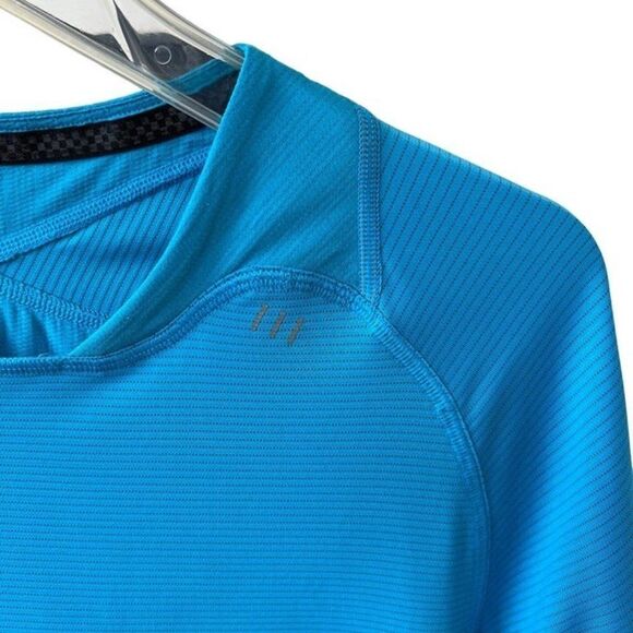 Lululemon Men's Short Sleeve Tee - Picture 3 of 4